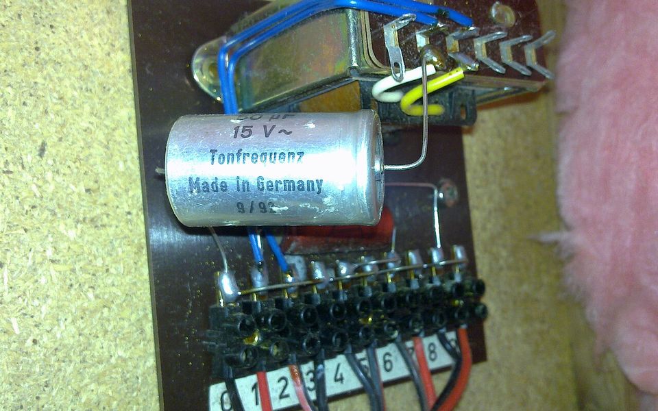 Loudspeaker crossover network board